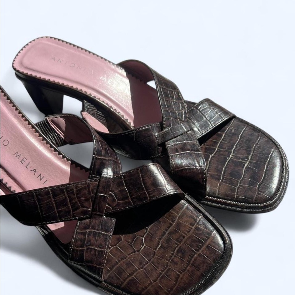 Vintage Y2K Antonio Melani Dark Brown Croc-Embossed Heels